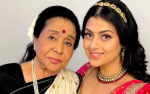 Zanai Bhosle’s Emotional Video for Asha Bhosle After Final Rites